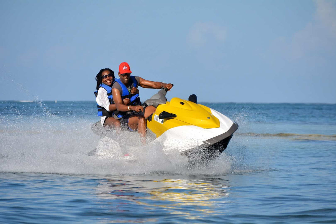 Jet Skiing in Toronto - Jet Ski Rental Toronto Downtown